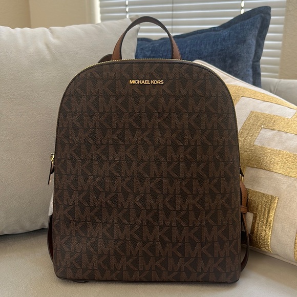 Michael Kors backpack - Picture 1 of 7